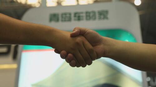 Laatste bedrijfscasus over Car Home Garage Co., Ltd. nam deel aan de Shanghai International Parking Equipment Exhibition